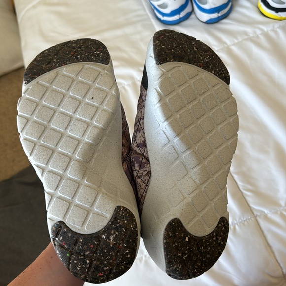 ACG Moc Shoes - Picture 2 of 3